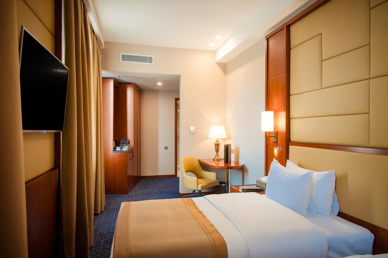 New Tiflis Hotel Exterior photo